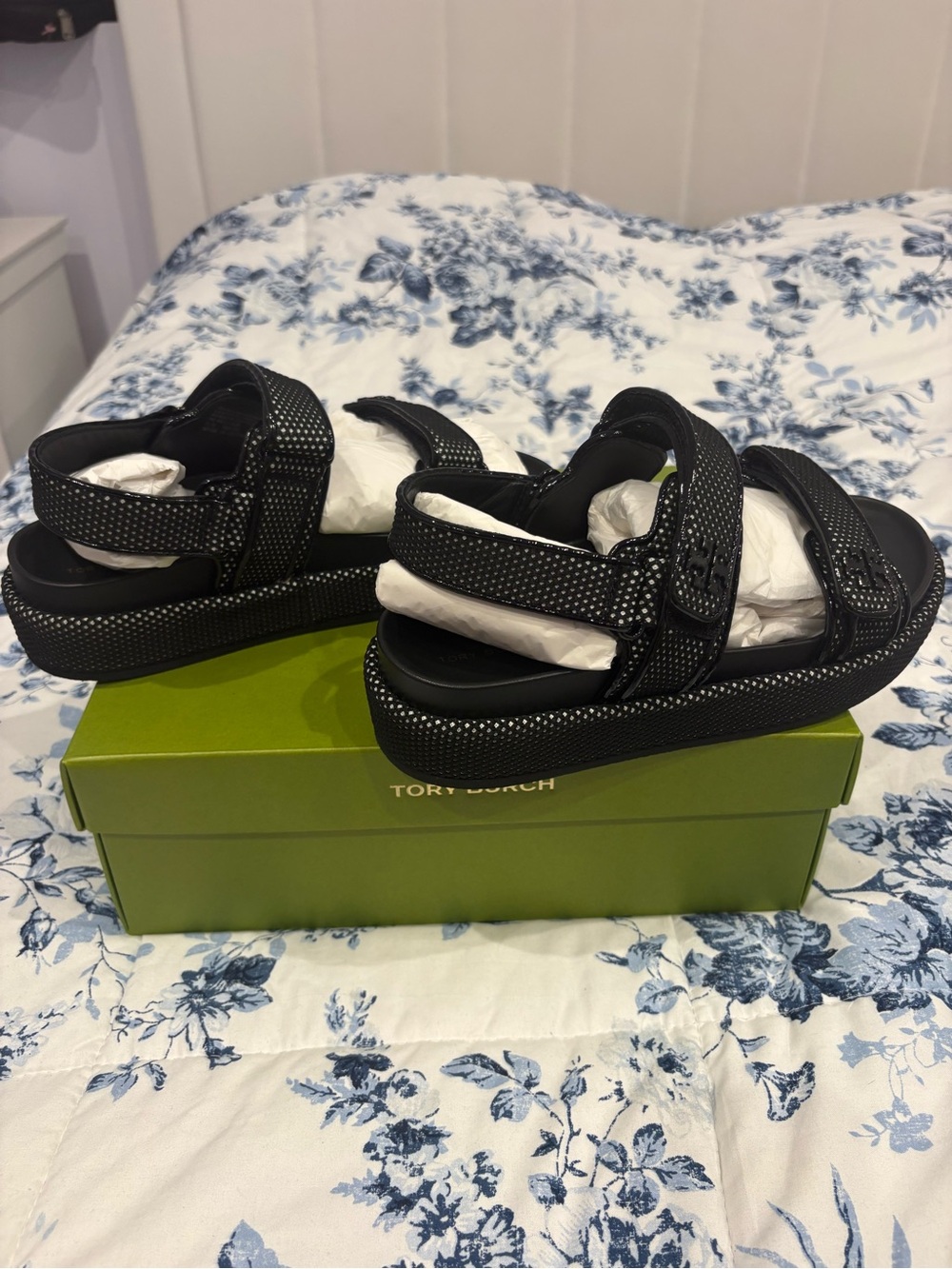 NEW Tory Burch Kira Sport Sandals Perfect Black/New Ivory Women’s Size 9 NIB - Picture 5 of 8